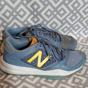 New Balance 696 SZ 9.5
